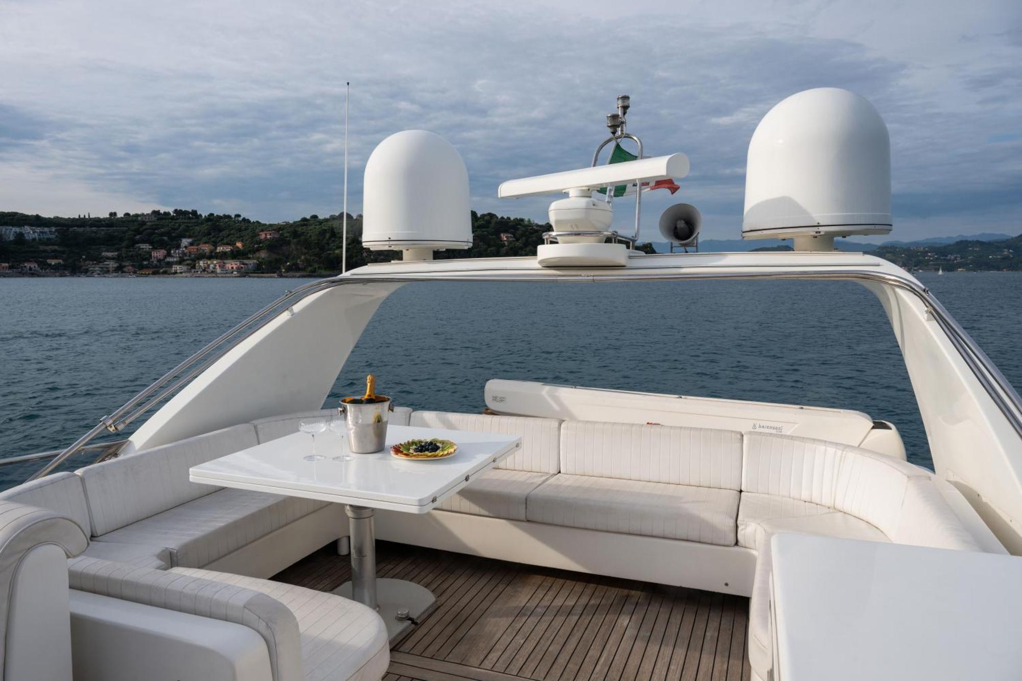 Yacht San Lorenzo 22 Bateau-hôtel