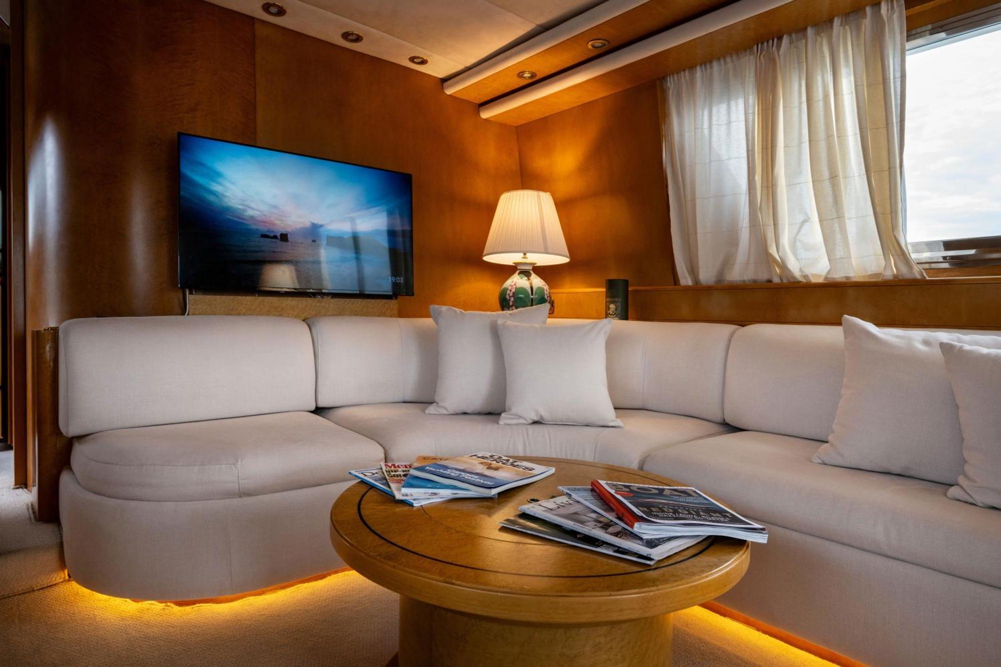 Yacht San Lorenzo 22 Bateau-hôtel